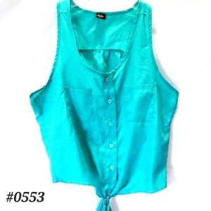 💟Poof! teal green button down crop top *SMALL